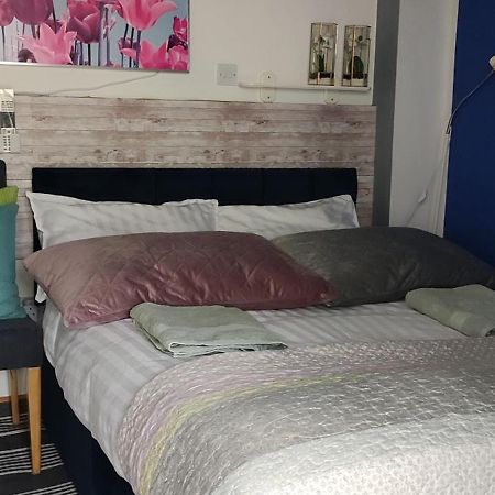 Joanna'S Studio , Key Locker By Whatsapp Own Entrance, Own Bathroom Youghal Eksteriør bilde